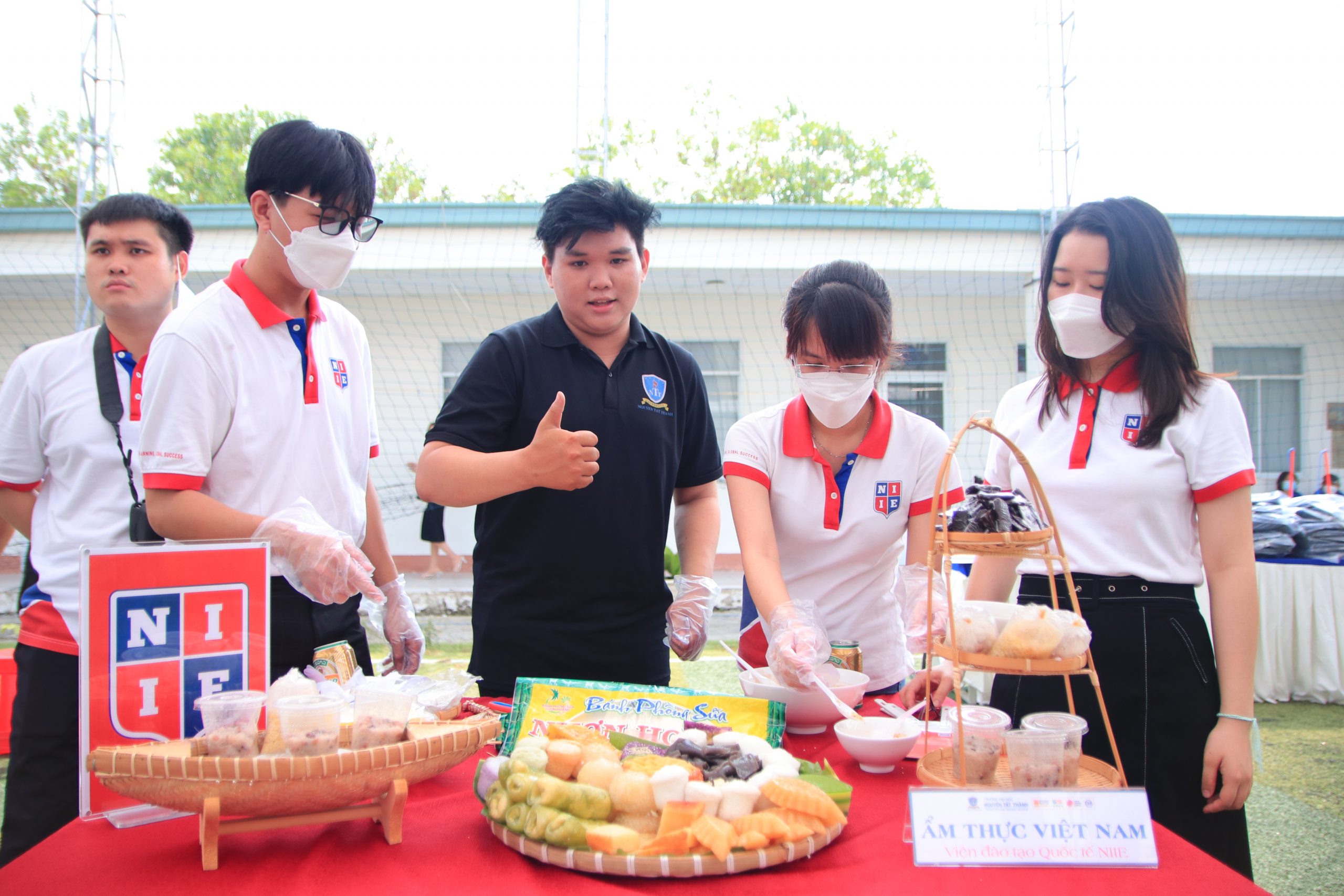Đến với chương trình lần này, NIIE có vai trò là cầu nối, giới thiệu văn hóa ẩm thực Việt Nam đến bạn bè quốc tế.