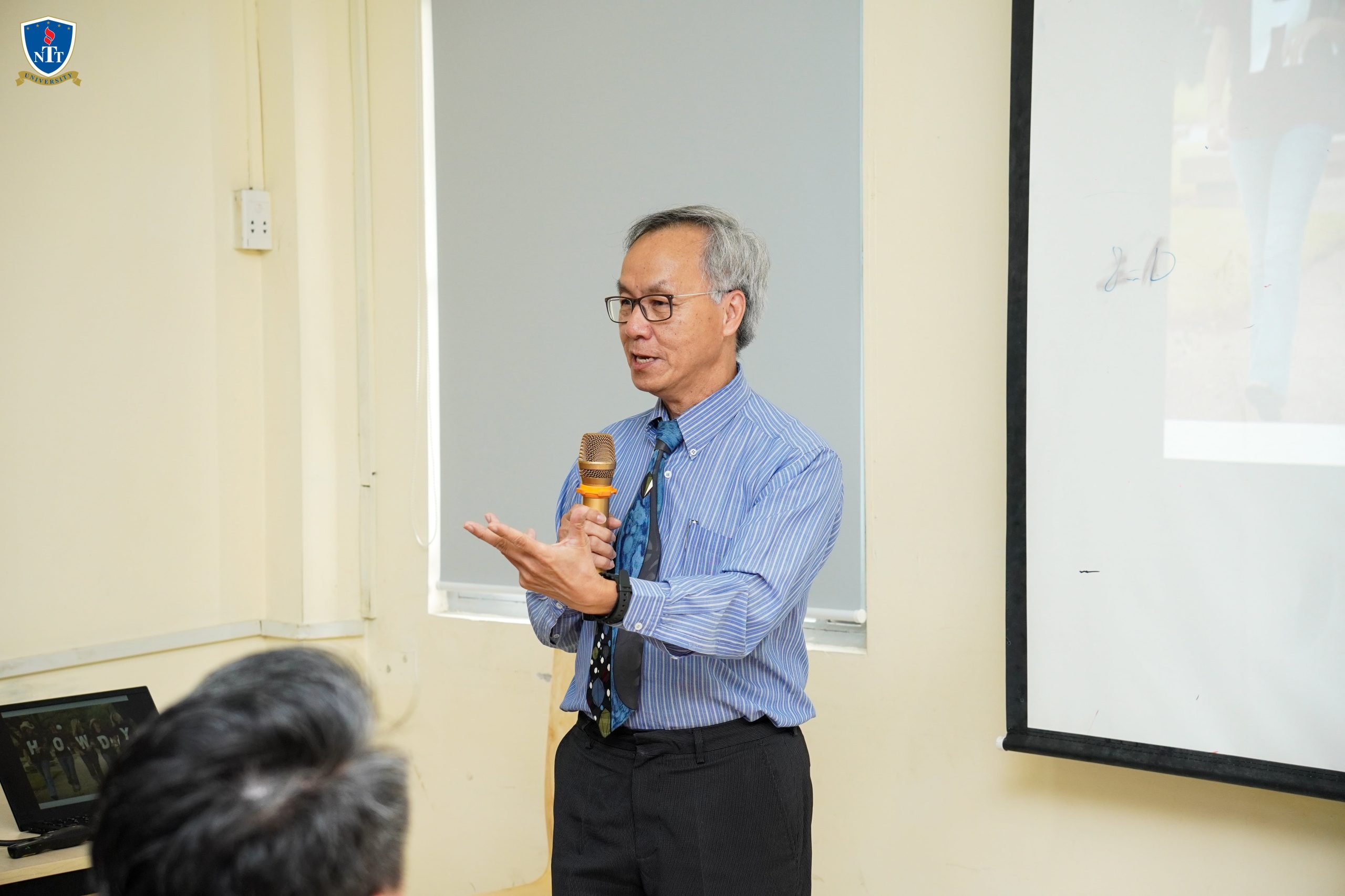 PGS. TS Wayne Nguyen P. Hung đã có hơn 50 năm kinh nghiệm trong công tác giáo dục Đại học và từng cộng tác với nhiều giảng đường uy tín trên thế giới