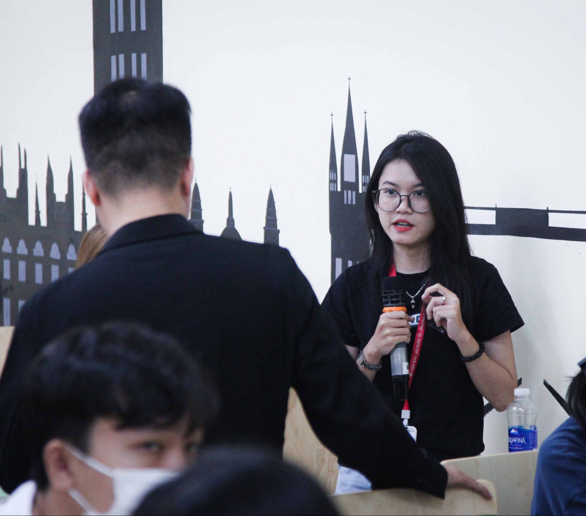 The Career Orientation Day took place like a conversation, with interaction between the speakers and the students.