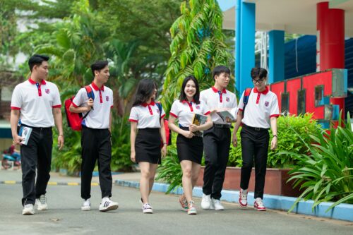 Sinh viên Viện Đào tạo Quốc tế NTT (NIIE) - Đại học Nguyễn Tất Thành