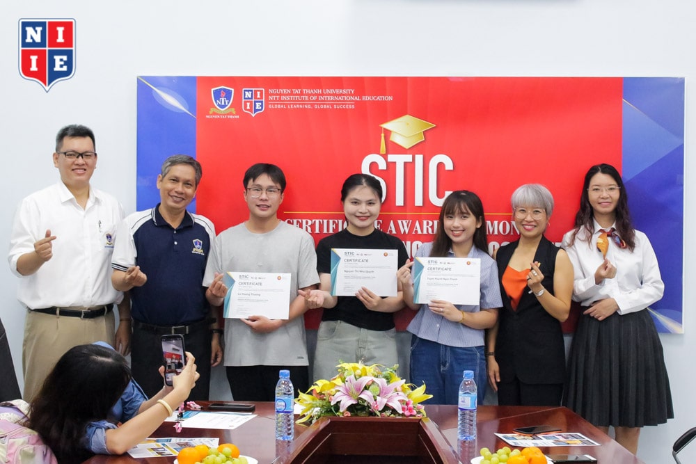 Hình ảnh sinh viên NIIE xuất sắc đạt được chứng chỉ STIC lần này