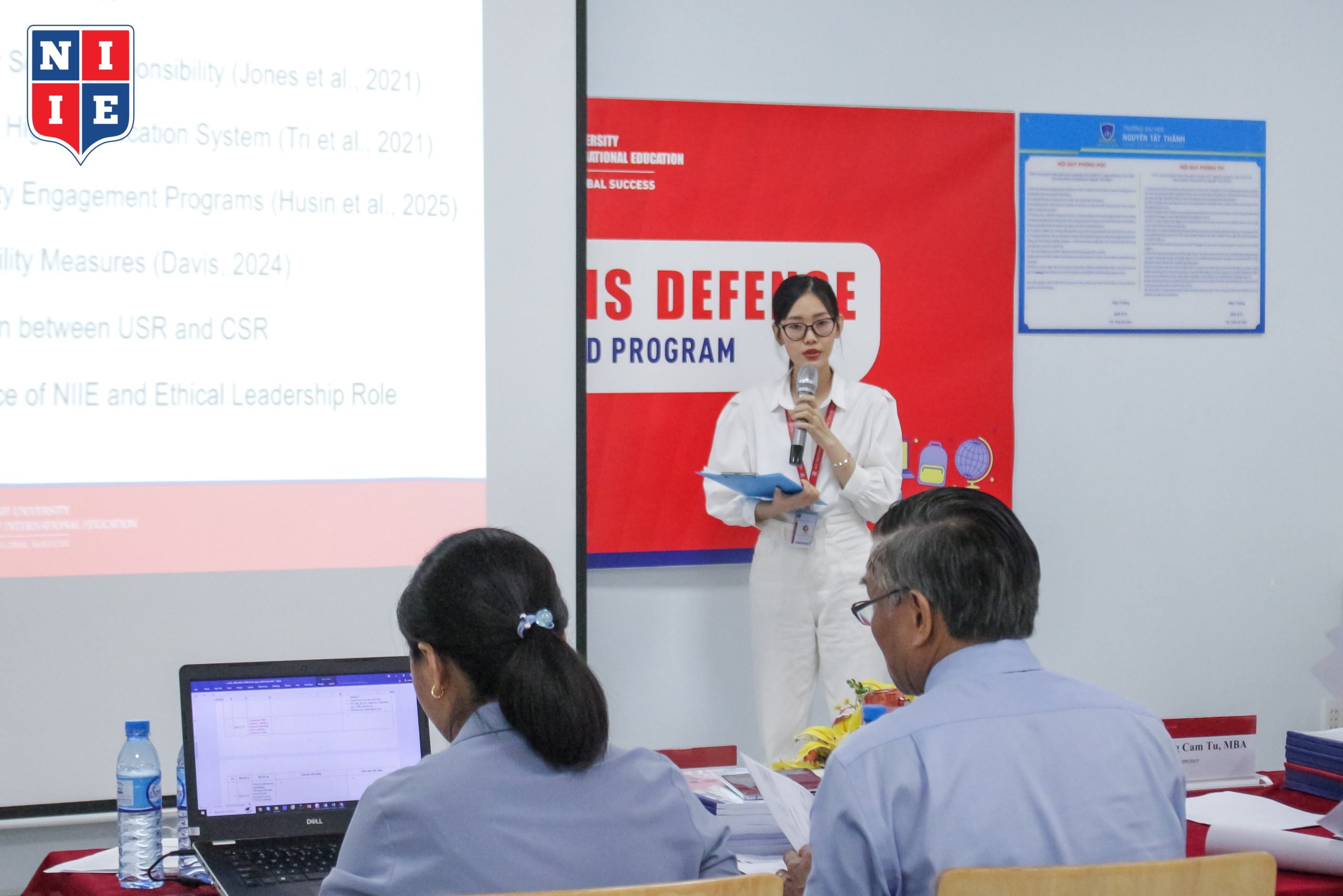 30 đề tài trong các buổi bảo vệ lần này là minh chứng rõ ràng cho tinh thần học thuật nghiêm túc và sự nhạy bén với xu hướng của sinh viên NIIE.