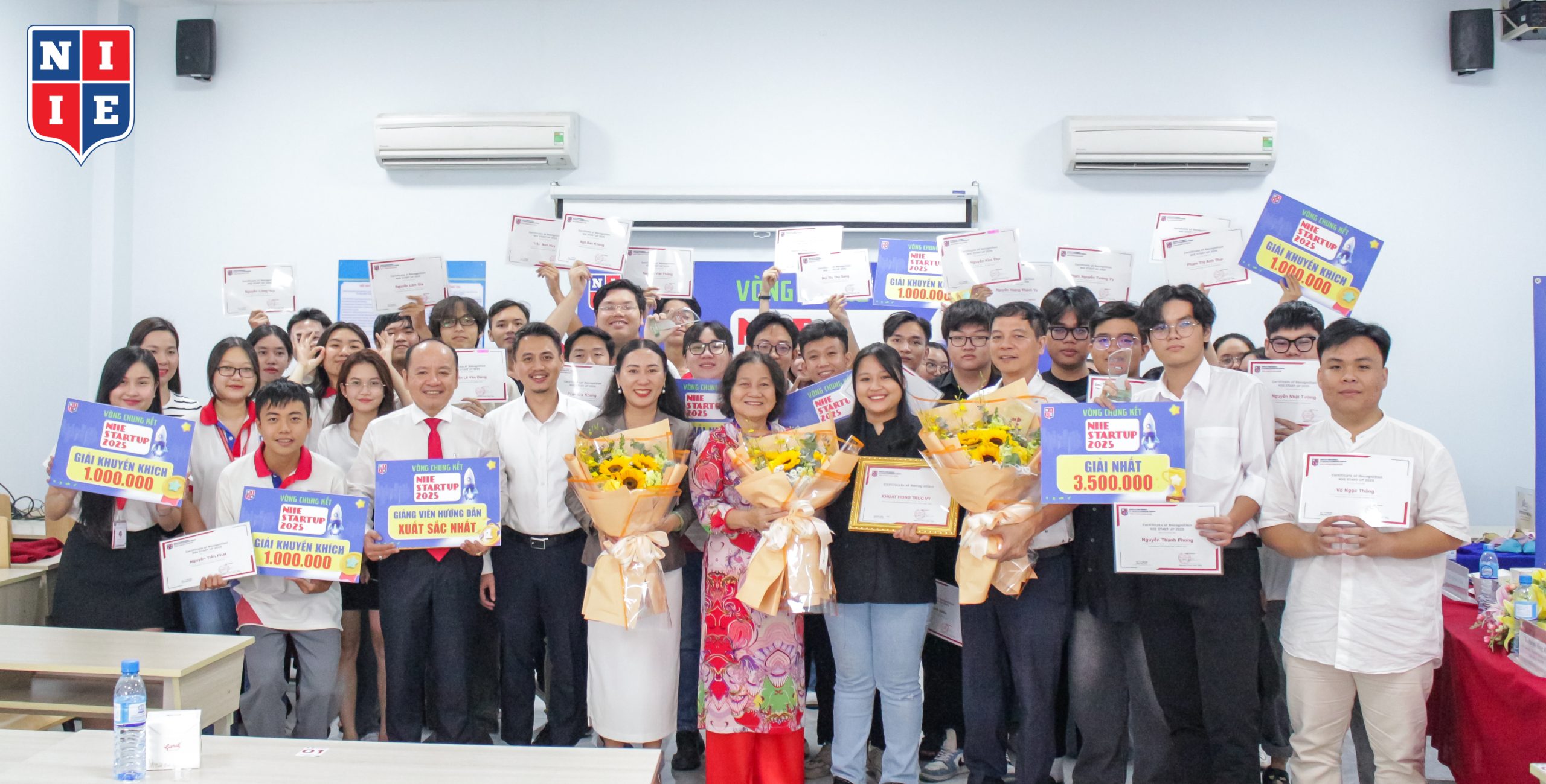 NIIE Startup 2025 không chỉ là cuộc thi mà còn là nơi chắp cánh những ước mơ khởi nghiệp. Hẹn gặp lại các bạn tại các “sân chơi” lớn hơn trong tương lai!