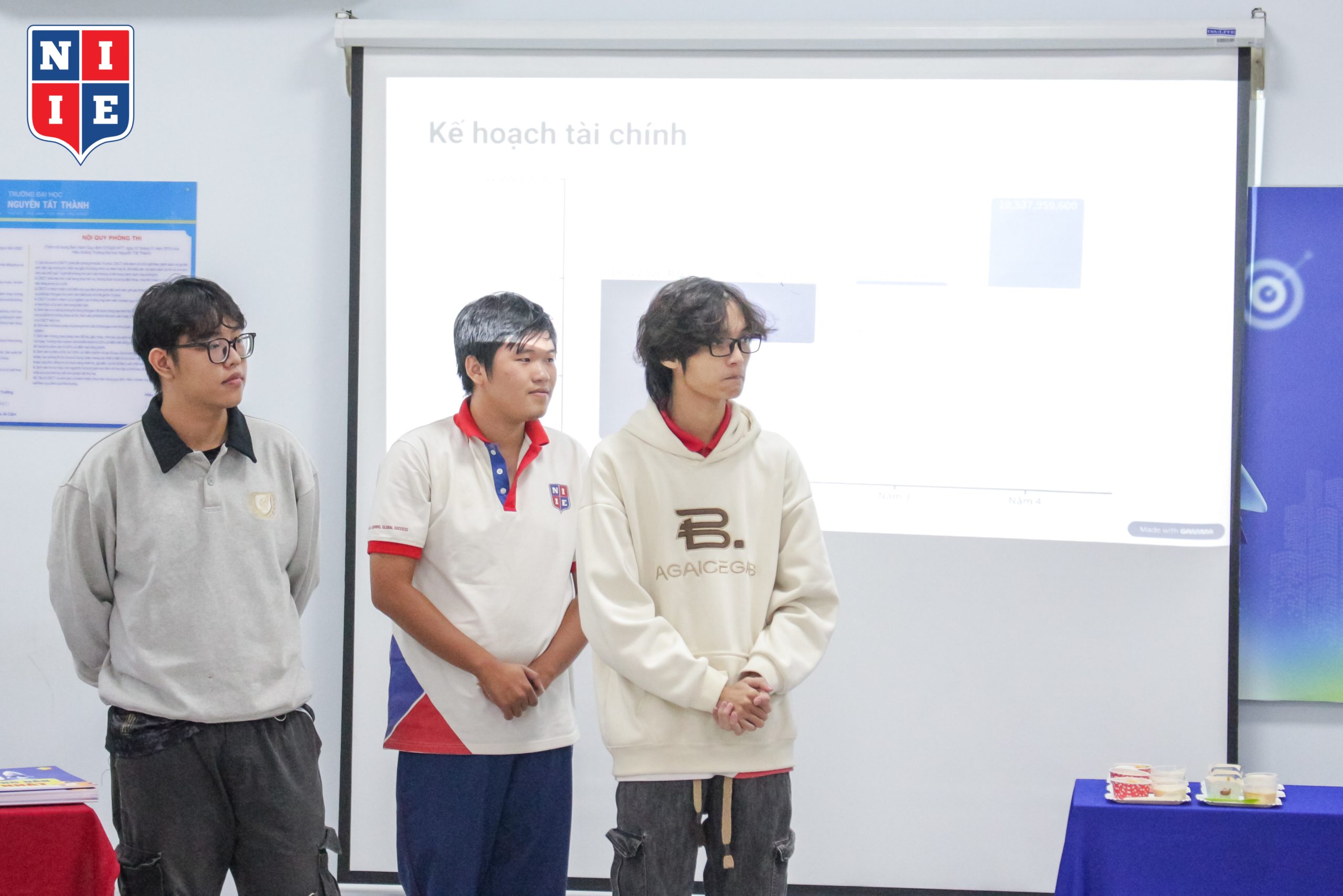 Thuyết trình đầu tiên nhưng không hề nao núng, TraceMeat mang đến ý tưởng ứng dụng blockchain để minh bạch hóa chuỗi cung ứng thực phẩm.