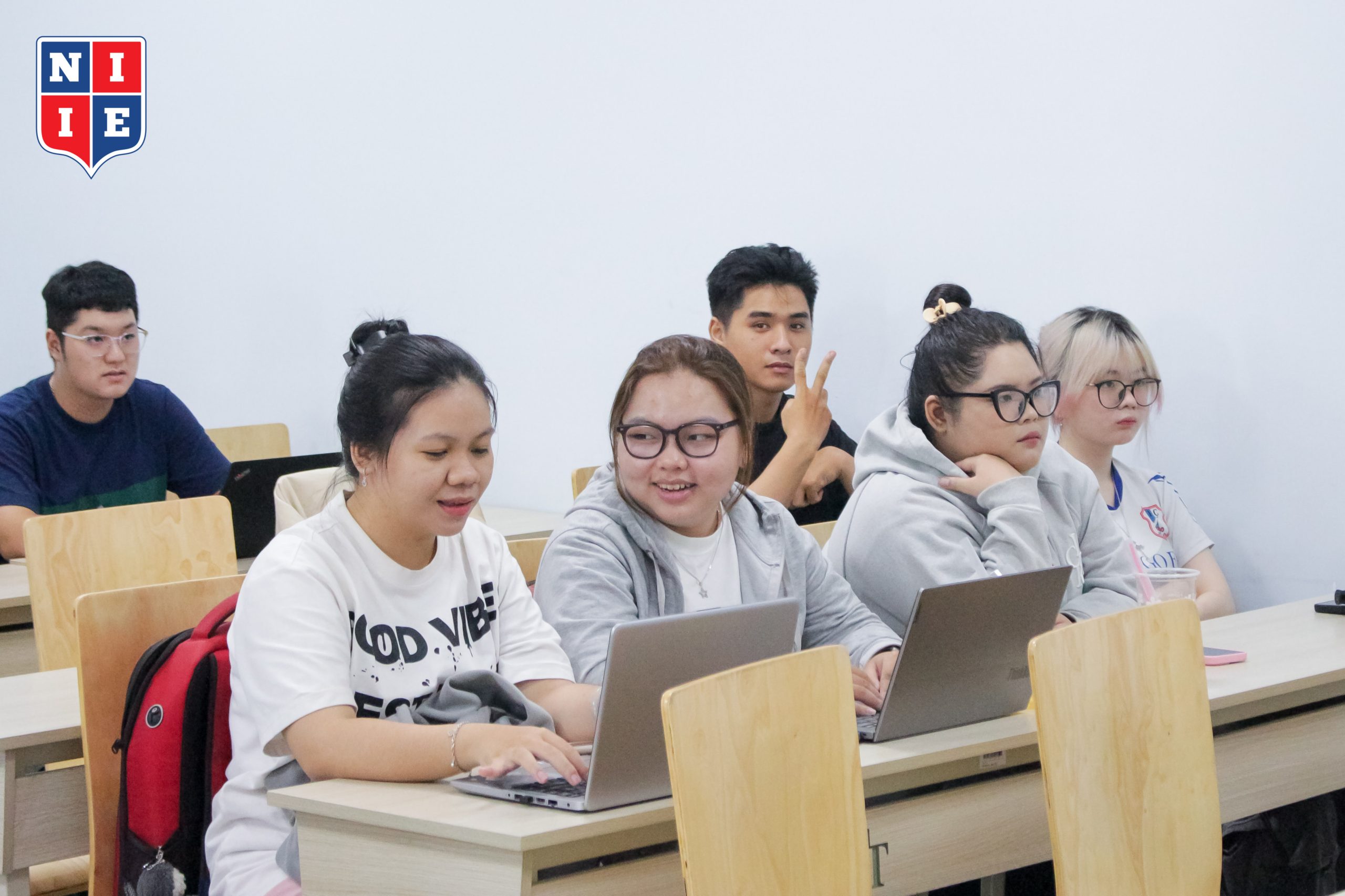 Điểm đặc biệt tại workshop là phần phân tích case study từ chính thương hiệu mà diễn giả đang phụ trách.