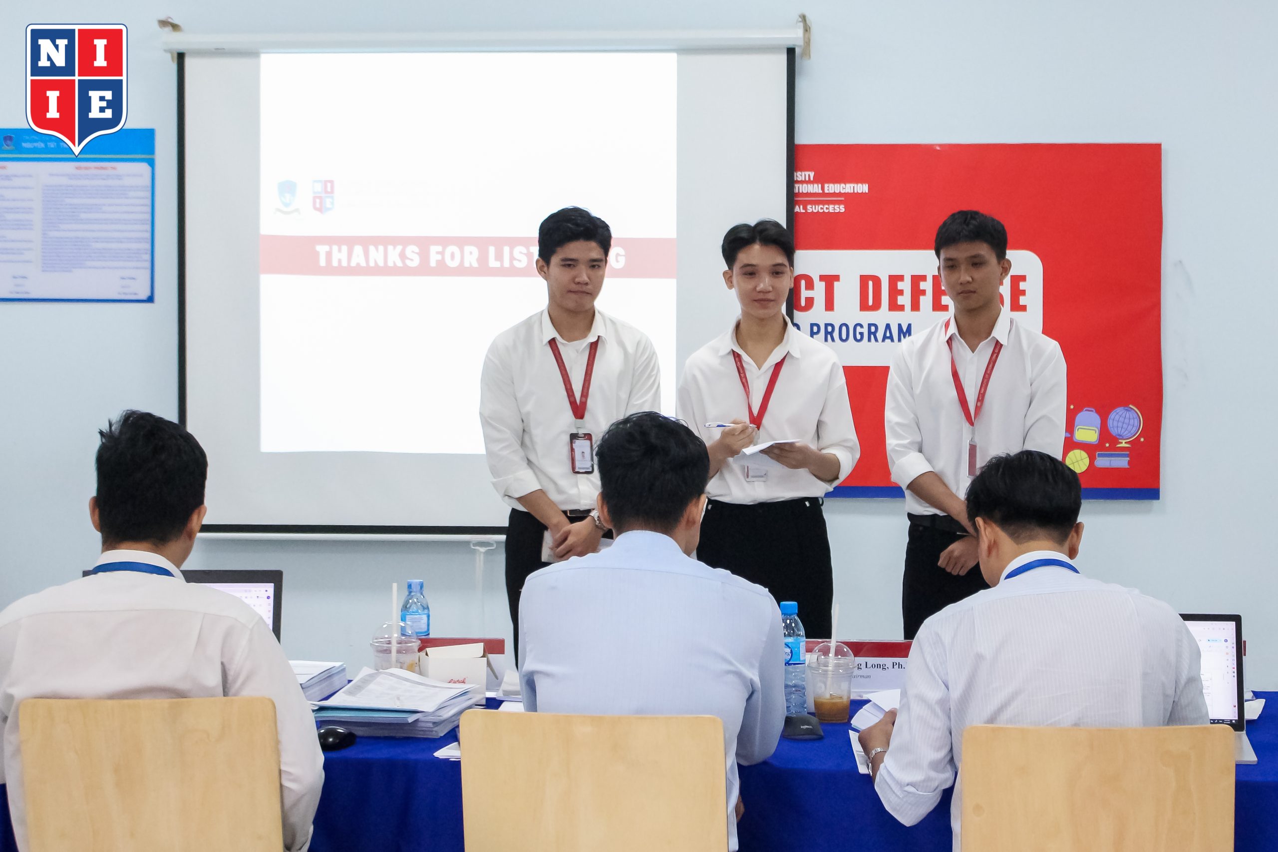 Buổi bảo vệ cũng là dịp để hội đồng ghi nhận sự trưởng thành của sinh viên NIIE – không chỉ trong năng lực chuyên môn, mà còn ở tư duy, kỹ năng và thái độ.