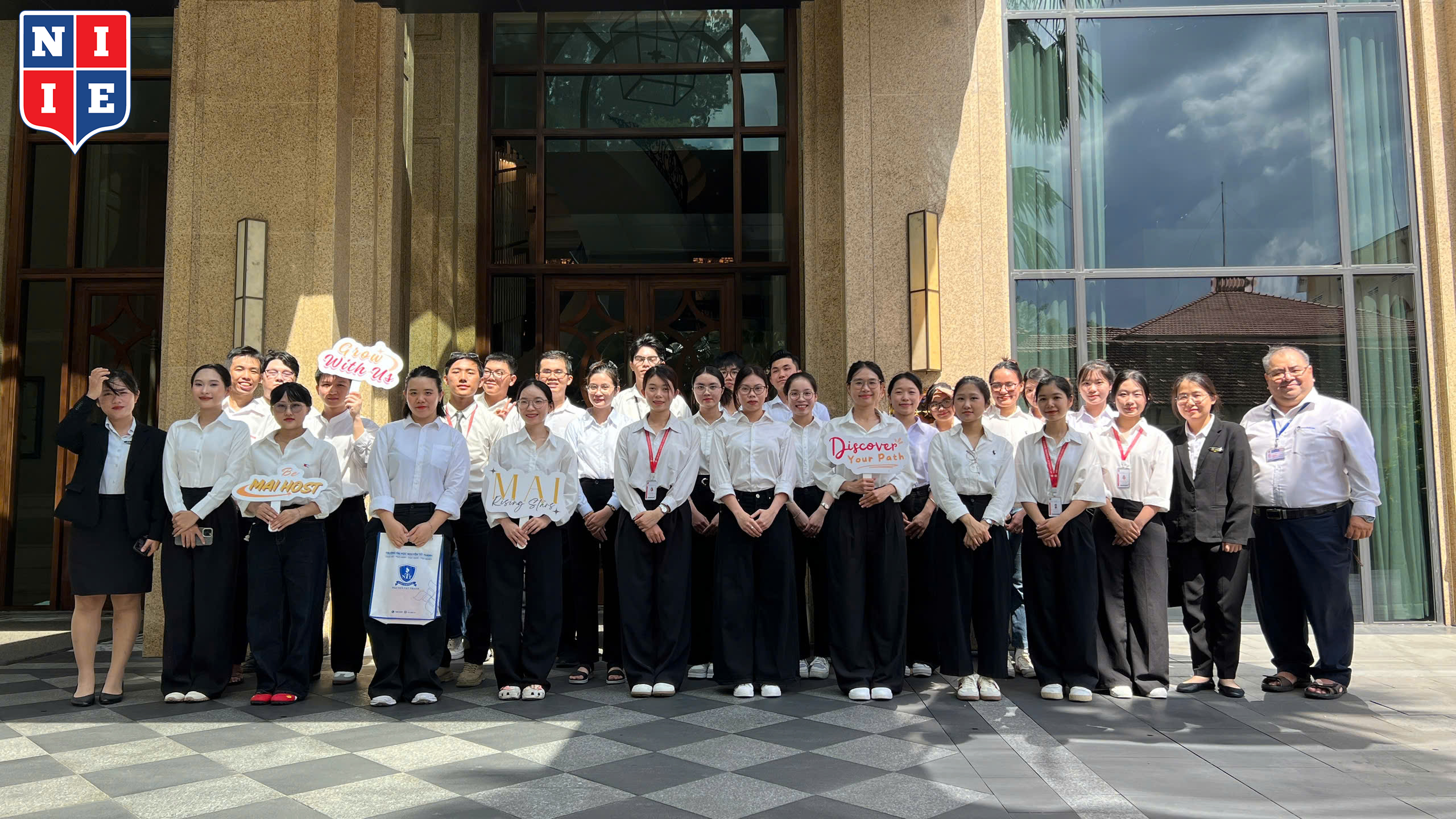 Hoạt động gắn kết doanh nghiệp là một phần không thể thiếu khi học tập tại giảng viên NIIE.