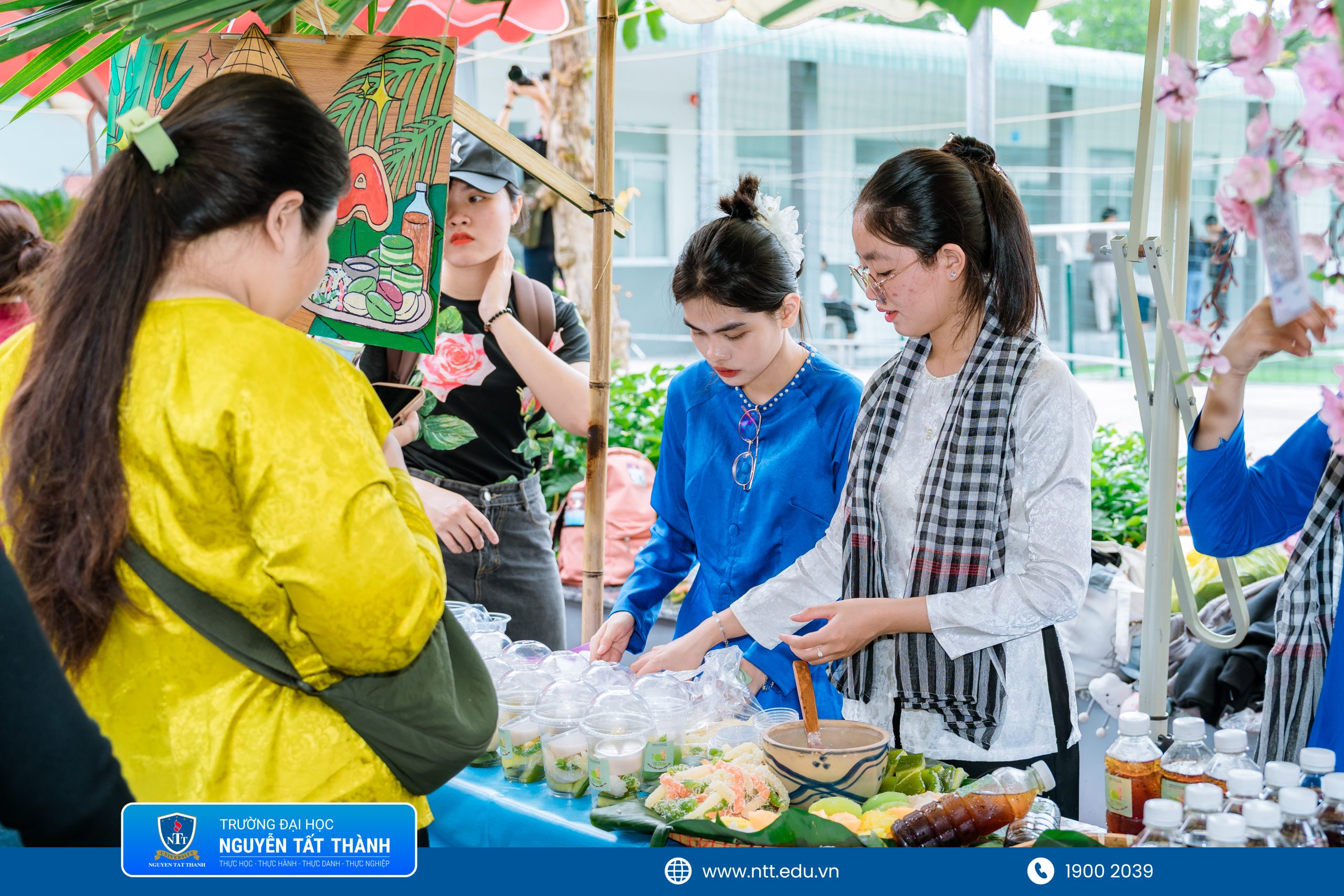 Một vé trở về tuổi thơ khi ghé gian hàng Vị Xưa
