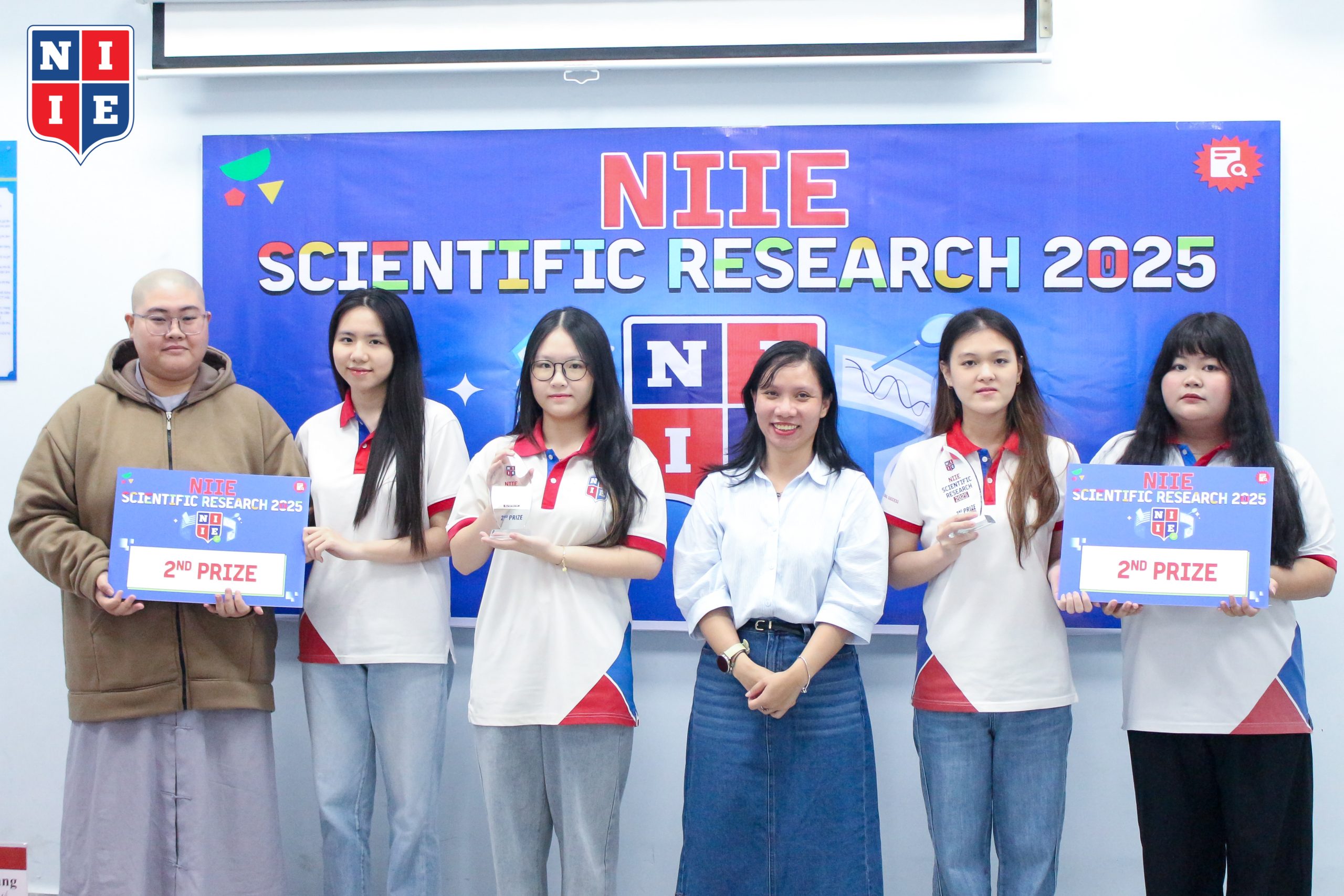 2 đề tài đạt giải nhì xoay quanh hành vi tiêu cùng của GenZ - nhóm người trẻ đang định hình tương lai kinh tế Việt Nam