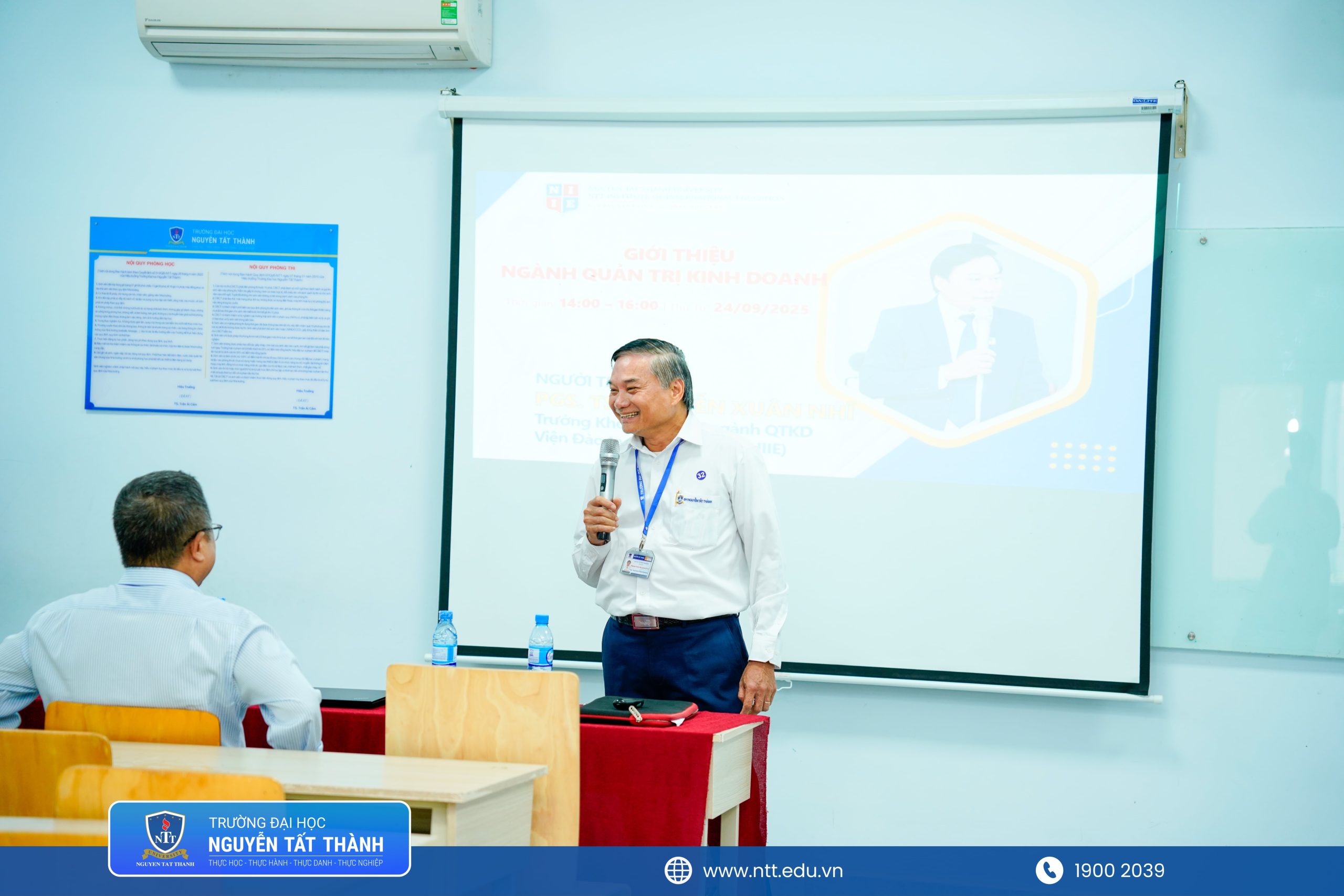 PGS. TS. Nguyễn Xuân Nhĩ Trưởng ngành Quản trị kinh doanh, chuyên ngành Kinh doanh quốc tế