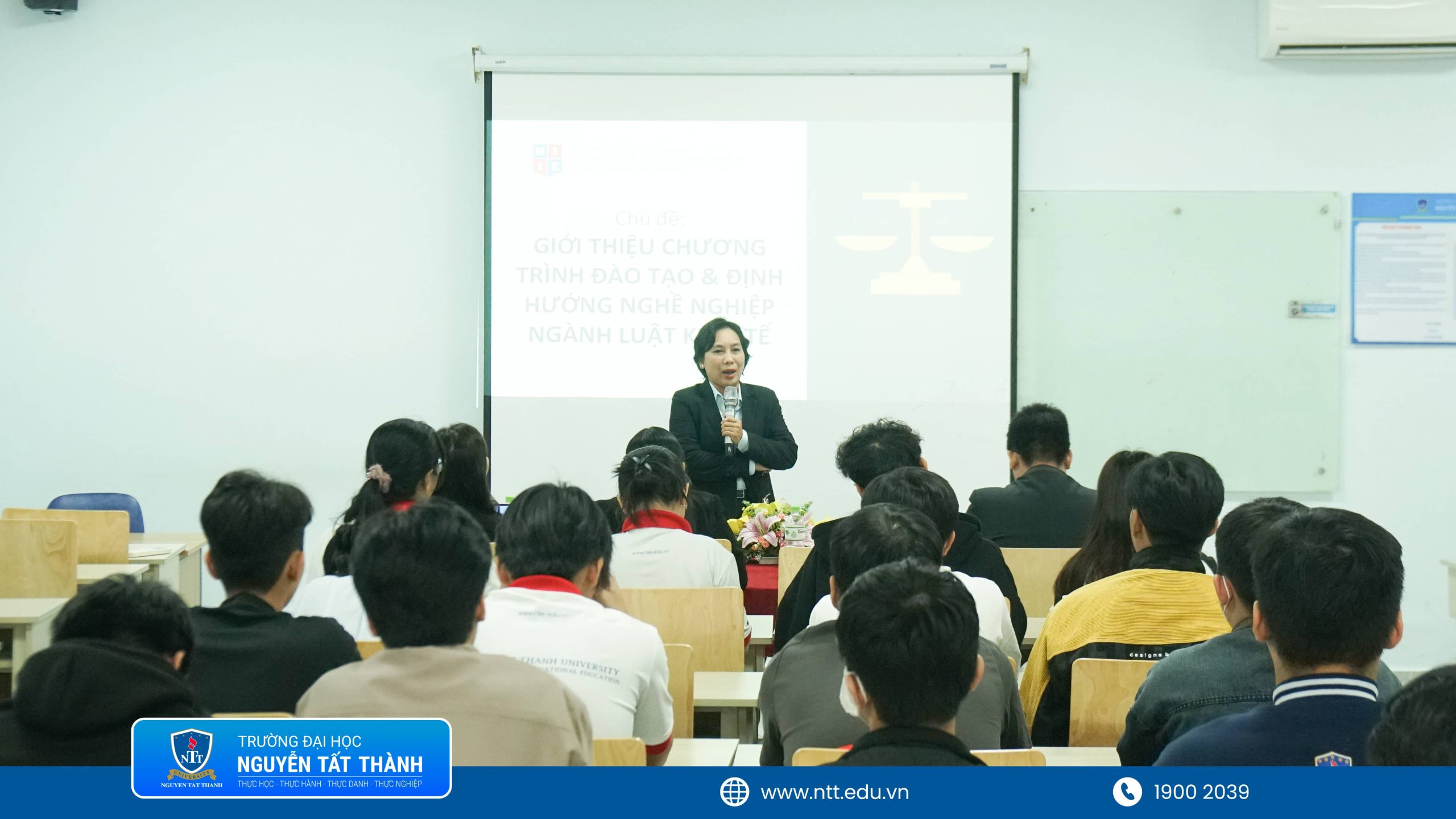 TS. Nguyễn Mai Trâm – Trưởng ngành Luật kinh tế