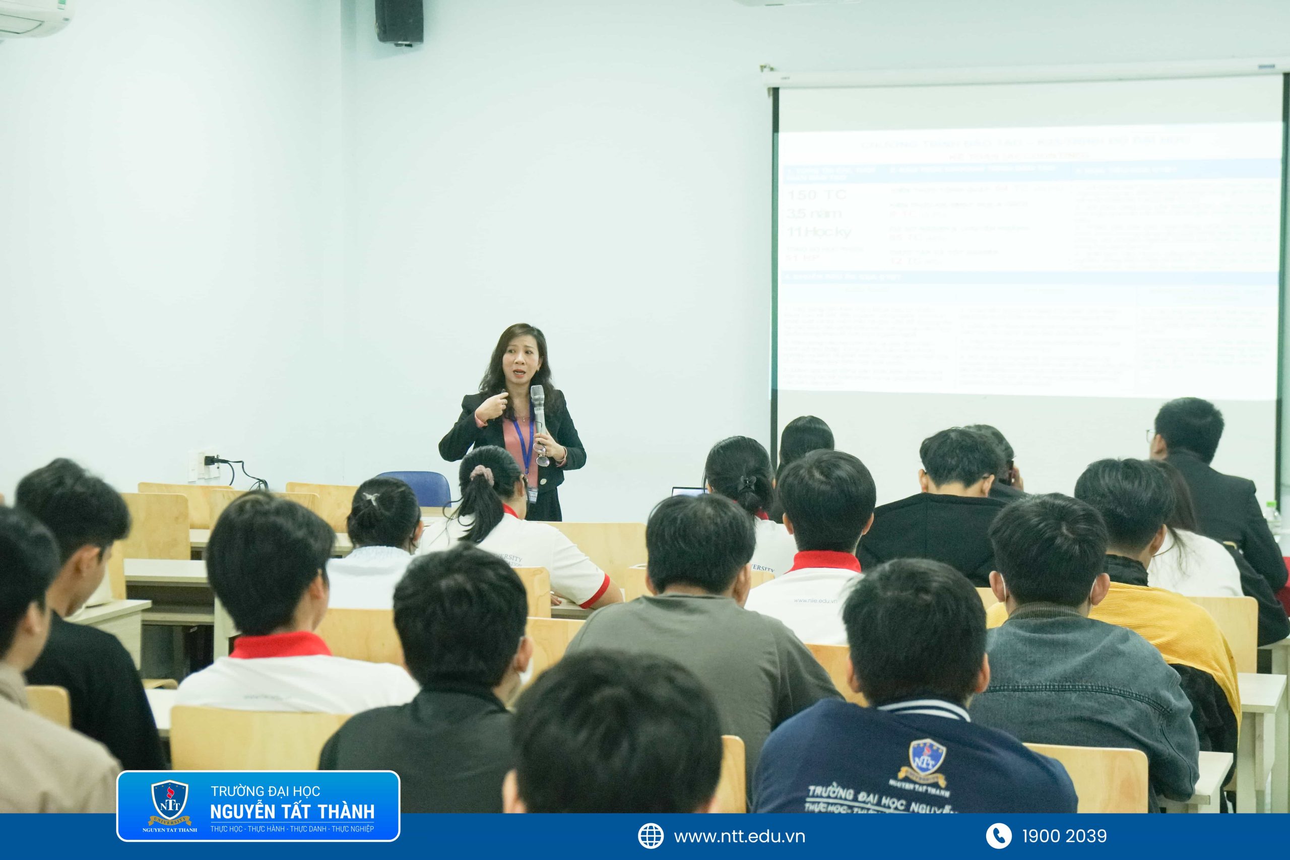 TS.Trần Thị Kim Phượng – Giảng viên Kế toán