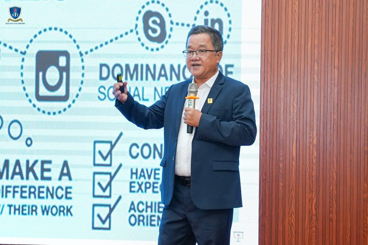 TS. Nguyễn Thanh Phương – Trưởng ngành Quản trị Doanh nghiệp & Công nghệ