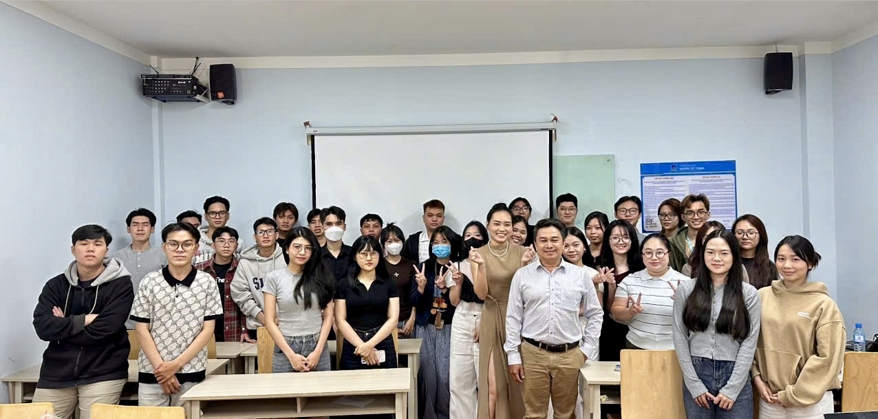 Workshop “Góc nhìn thương hiệu qua lăng kính hoạt động B2B”