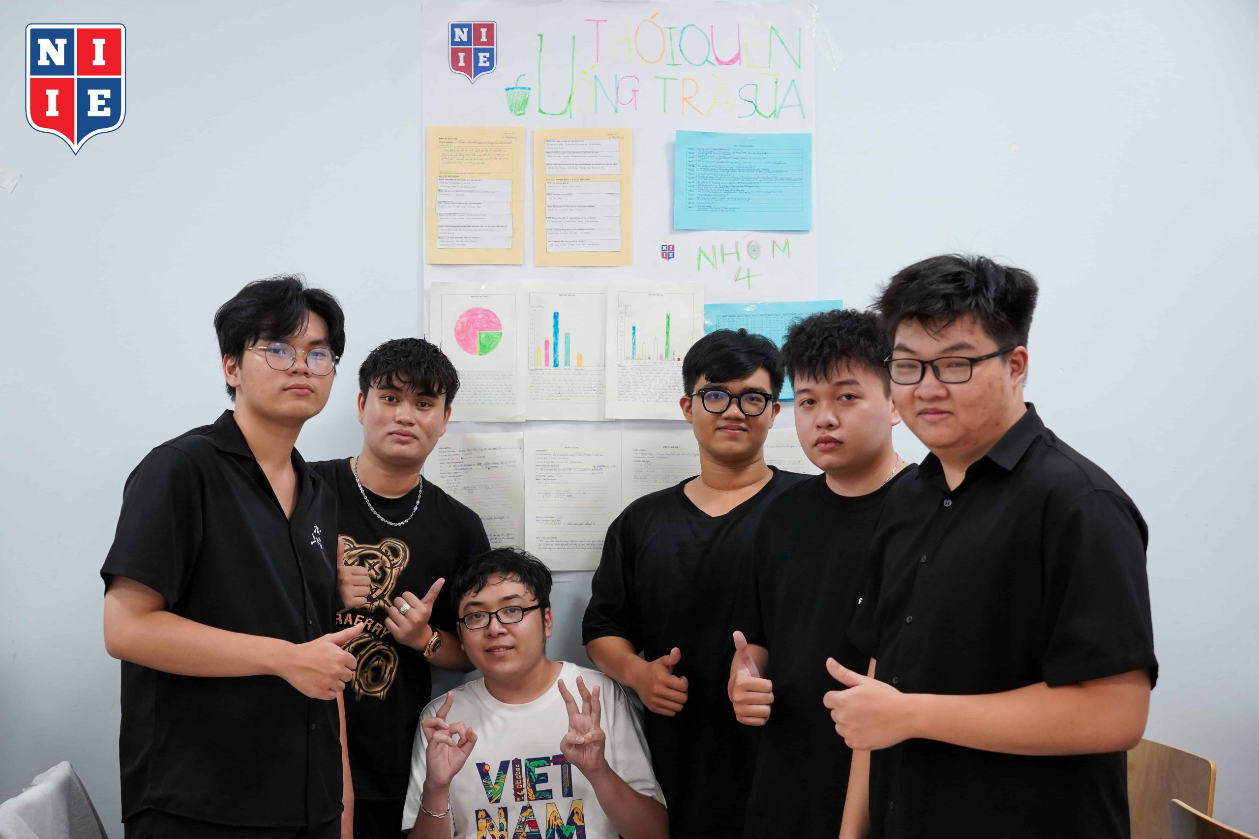 Workshop là cơ hội để sinh viên có thể bộc lộ hết tài năng của mình, không chỉ là kiến thức chuyên môn mà còn là các kỹ năng mềm