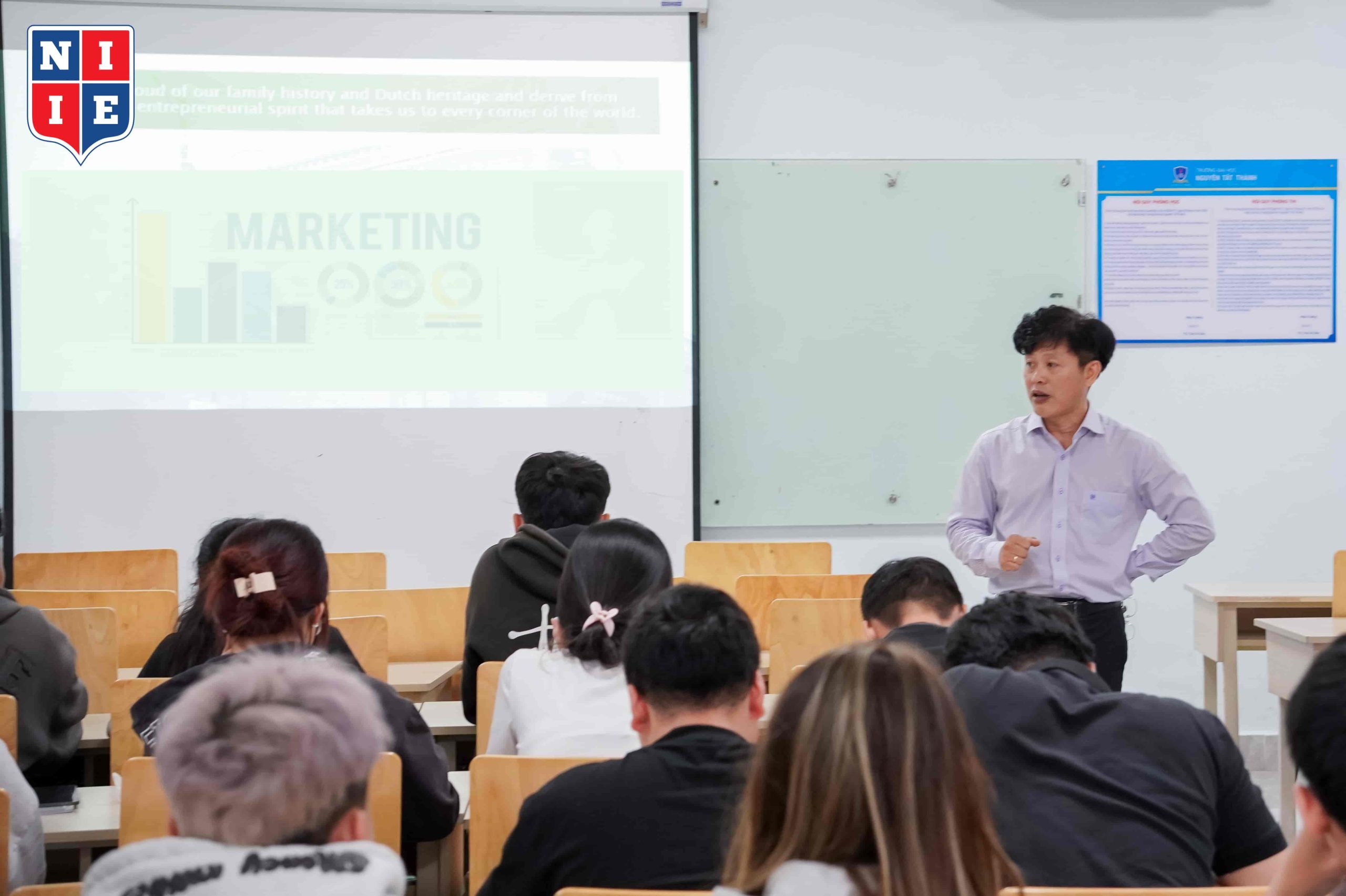 Diễn giả của workshop lần này là ThS. Nguyễn Huỳnh Thanh Dũng, Giám đốc phát triển chuỗi cung ứng của Heineken