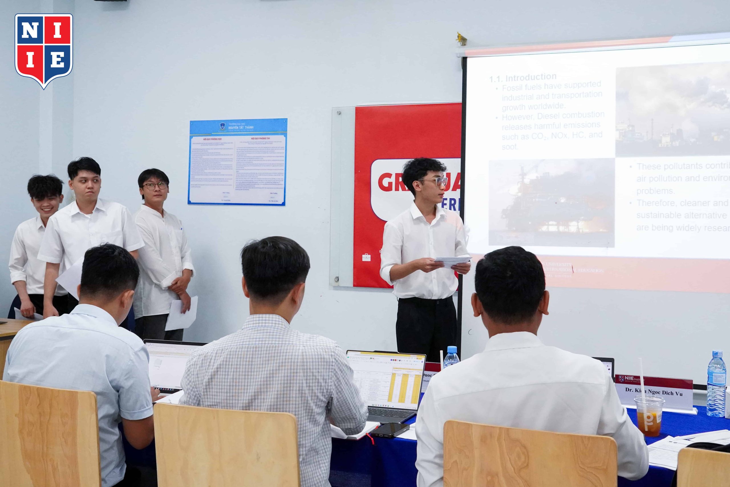 Các đề tài liên quan đến quá trình cháy và phát thải cũng để lại được nhiều dấu ấn riêng