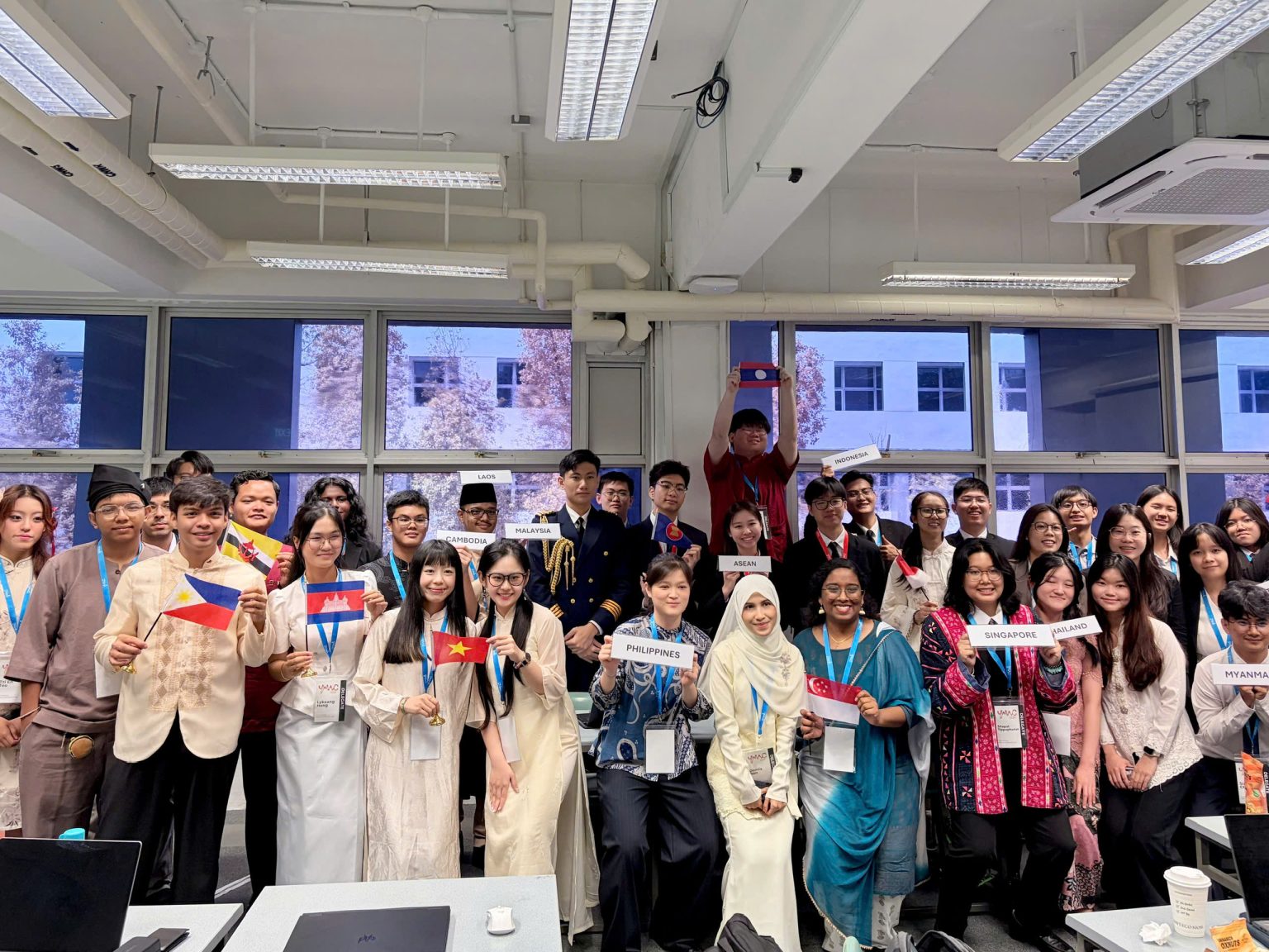 Sinh viên NIIE tỏa sáng tại Youth Model ASEAN Conference 2026