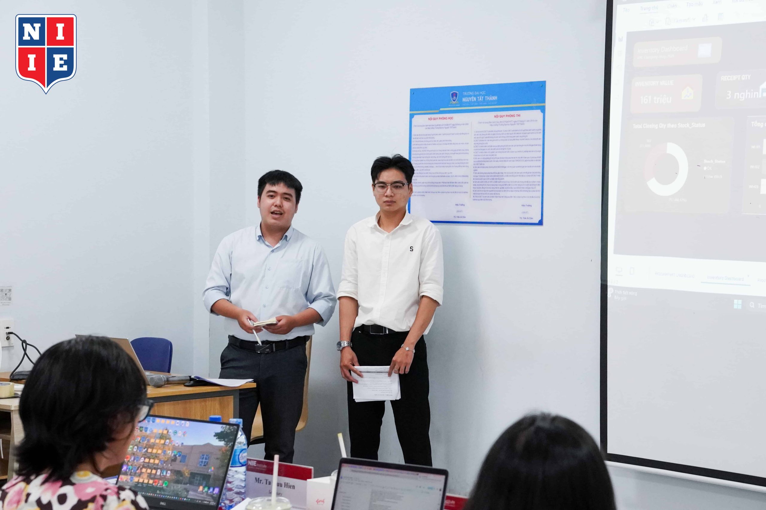 Đề tài “Logistics KPI Dashboards Development”