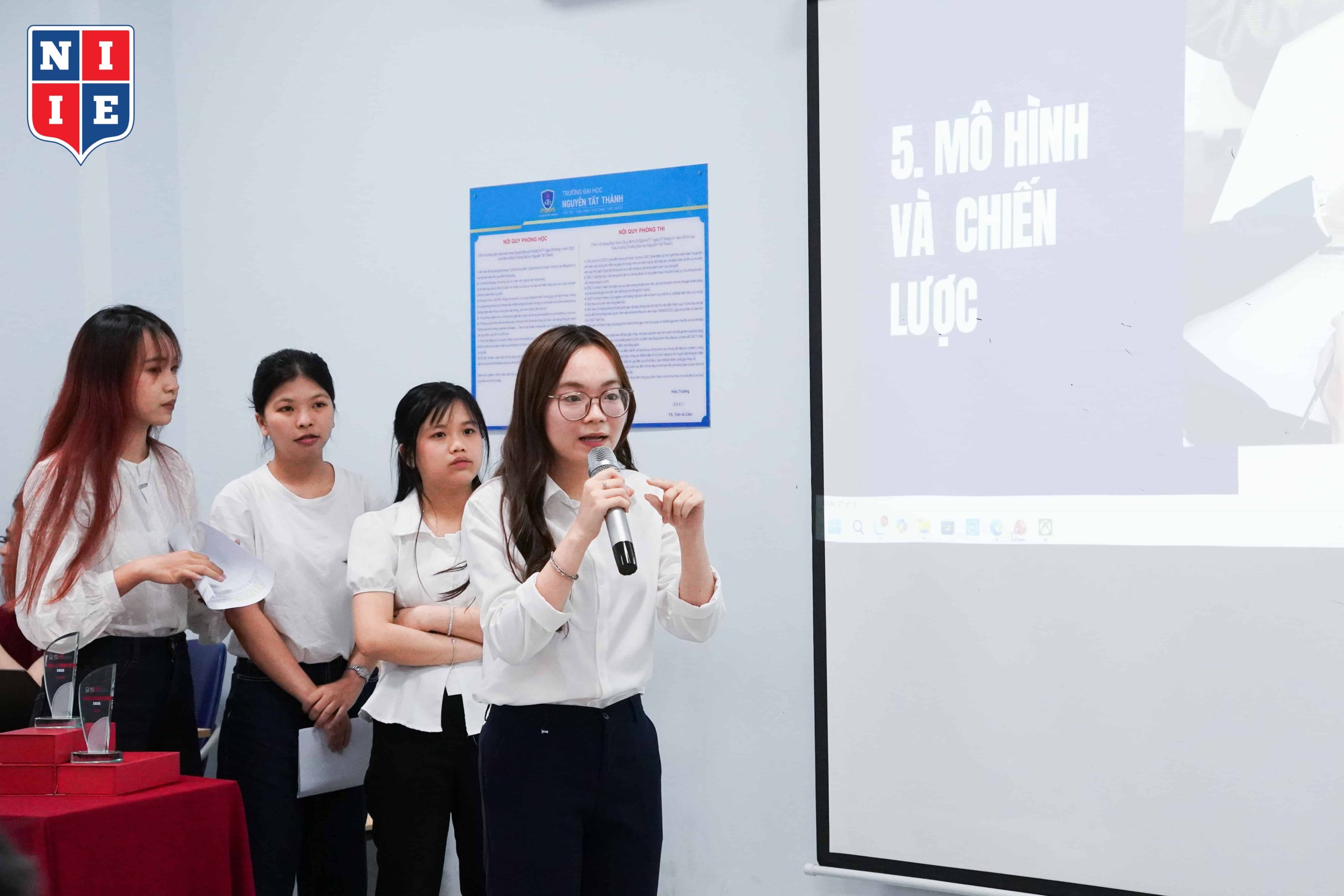 Sản phẩm sát thực tế, đúng nhu cầu thị trường và một bản kế hoạch kinh doanh, tài chính logic đã giúp Smart CV để lại ấn tượng mạnh mẽ trong mắt Ban giám khảo