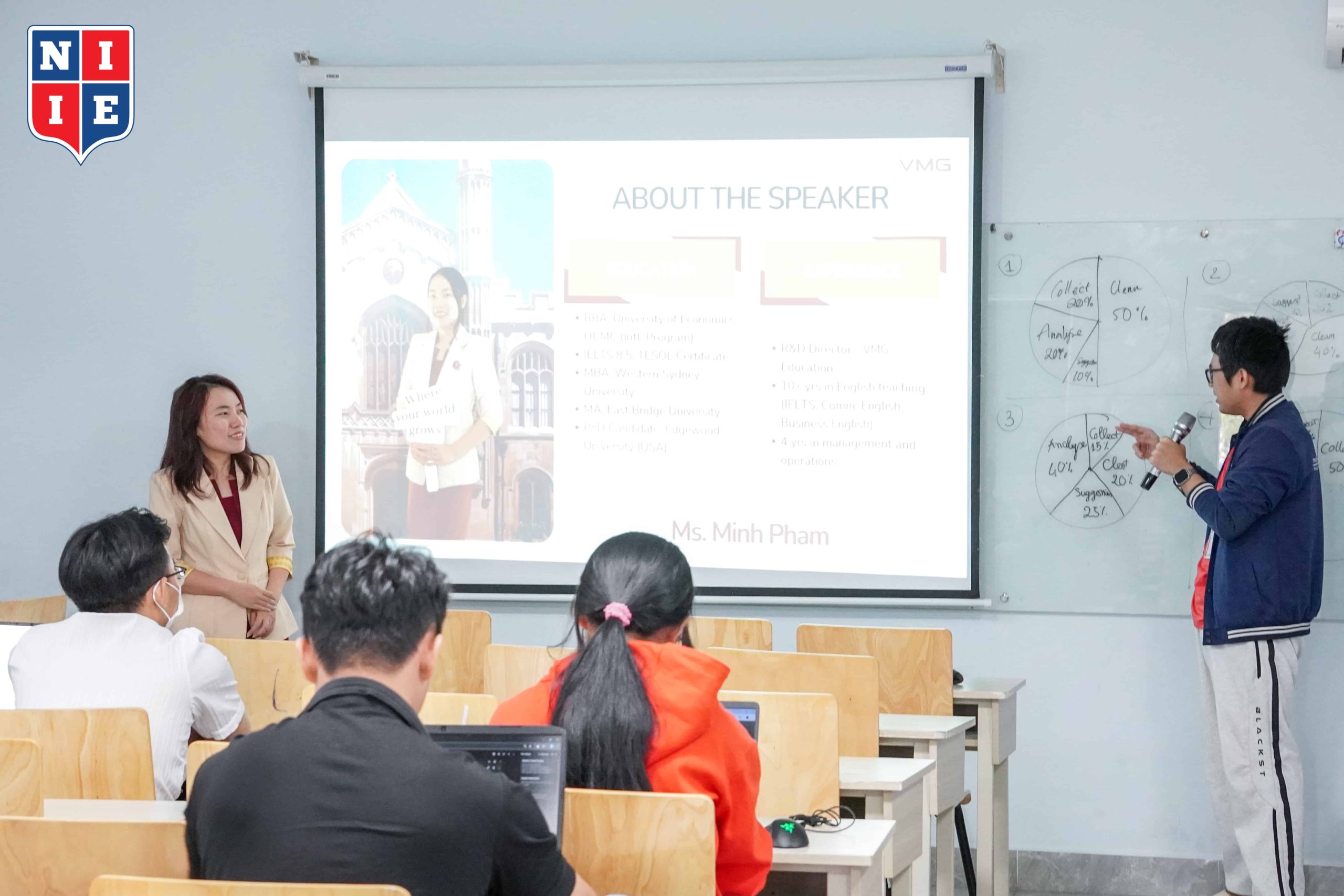Không chỉ dừng lại ở lý thuyết, sinh viên NIIE còn được thực hành theo mô hình “Data + AI in Action”