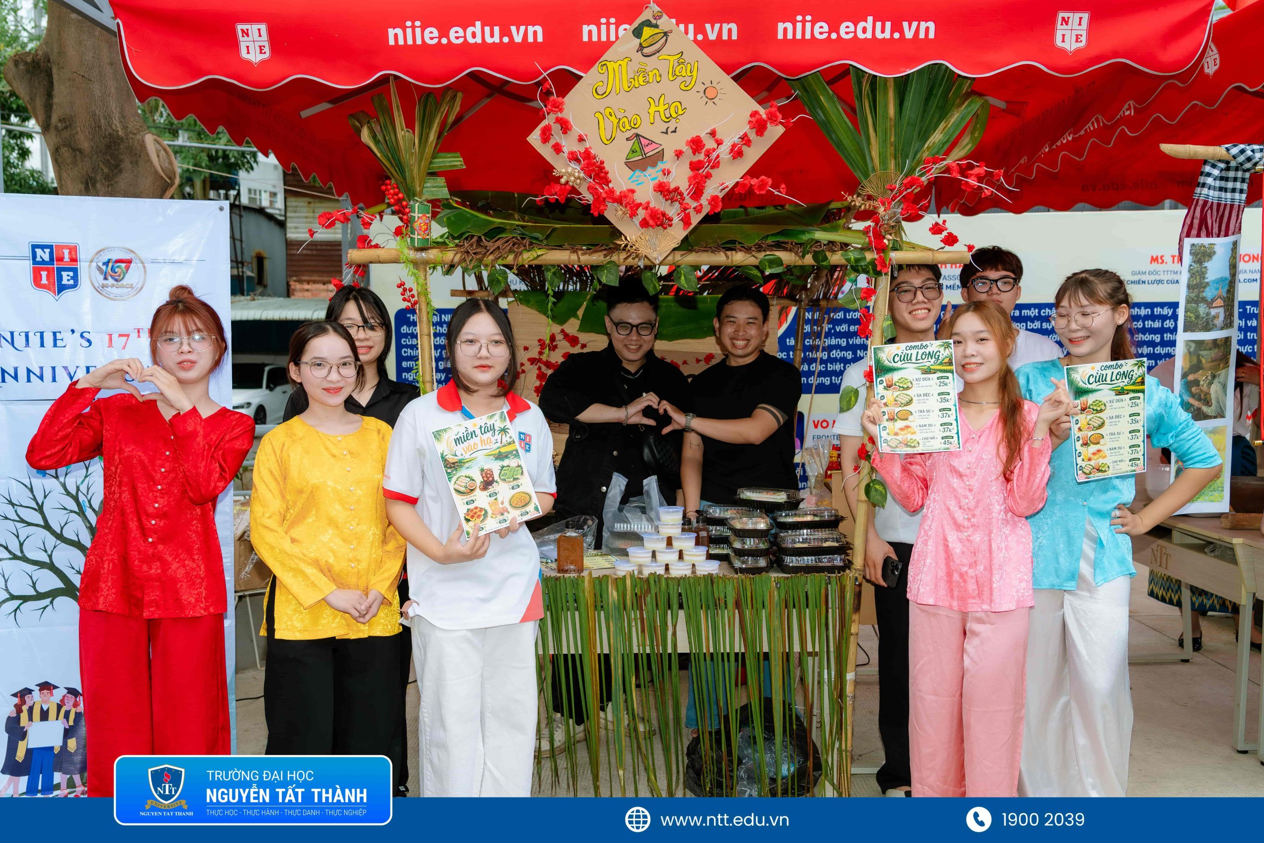 Một chút hương vị vùng đất phương Nam với gian hàng Miền Tây vào Hạ